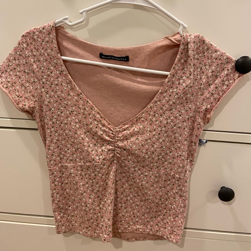 Brandy Melville Crop Top